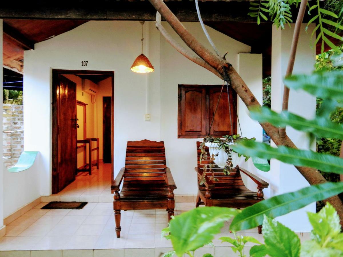 Cresent Bay Beach Hotel Arugam Bay Exterior foto